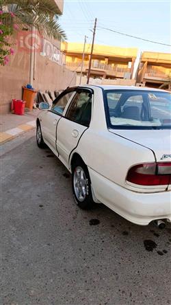 بروتون ويرا